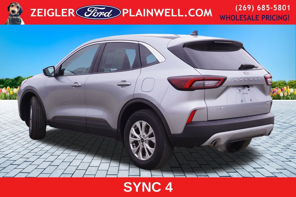 Used 2024 Ford Escape Active image 3