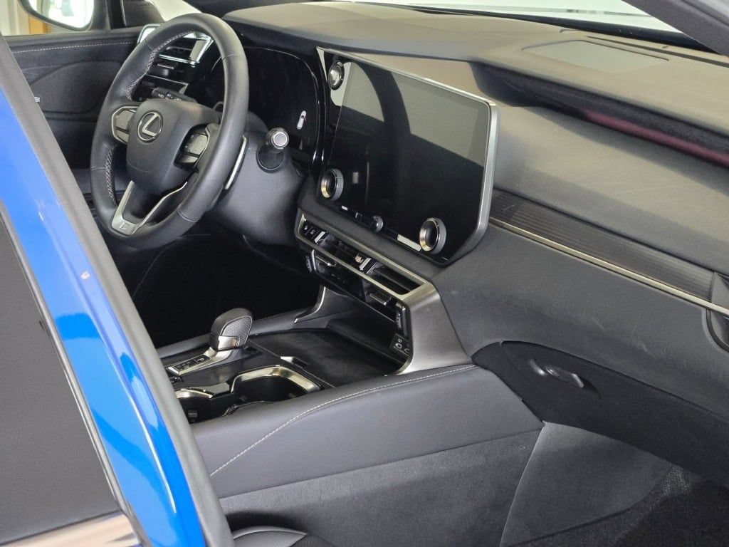 Used 2023 Lexus RX 350 F Sport w/ Cold Area Package AWD/4WD image 8