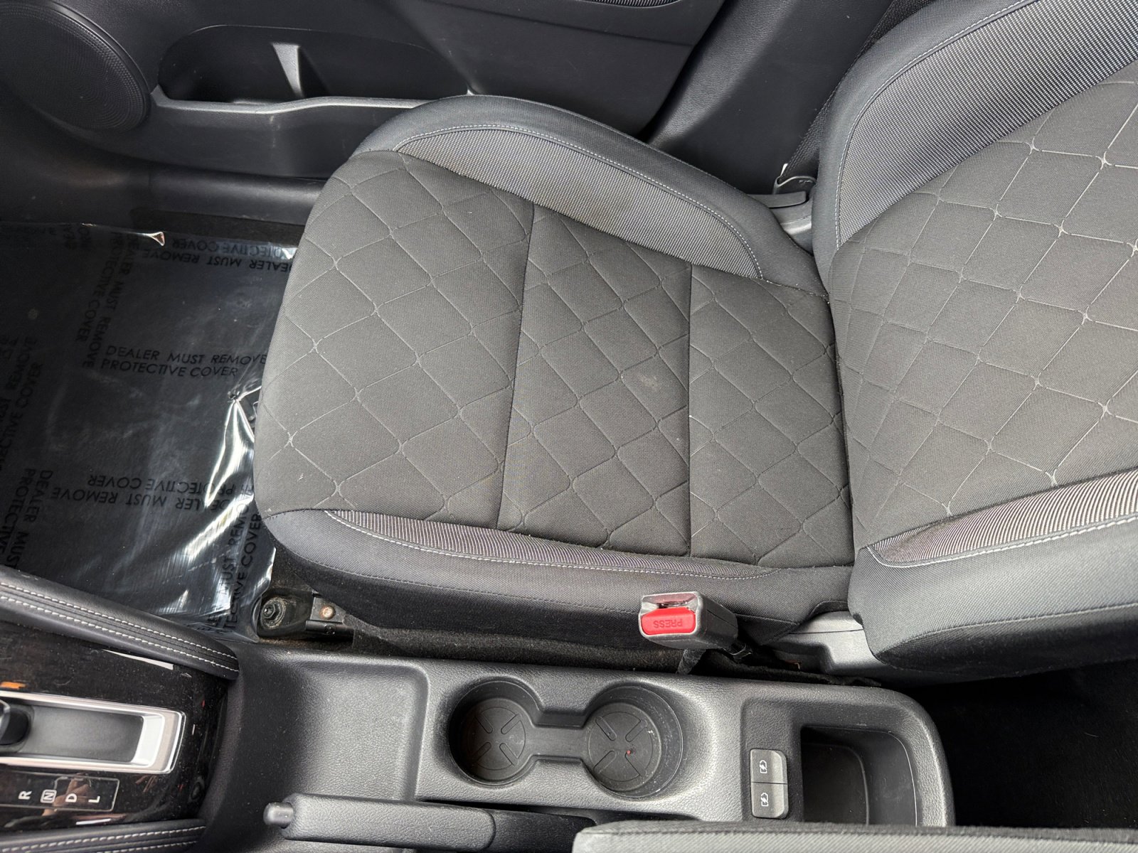 Used 2018 Nissan Kicks S image 14