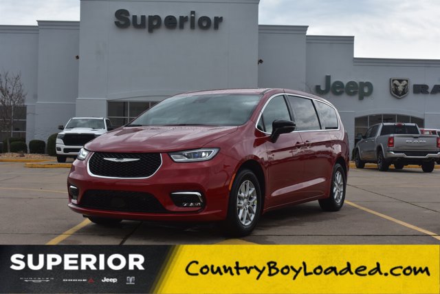 New 2026 Chrysler Pacifica Select
