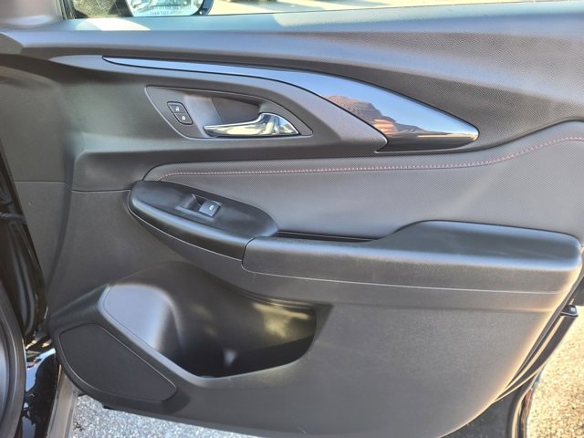 Used 2023 Chevrolet TrailBlazer RS w/ Convenience Package image 26