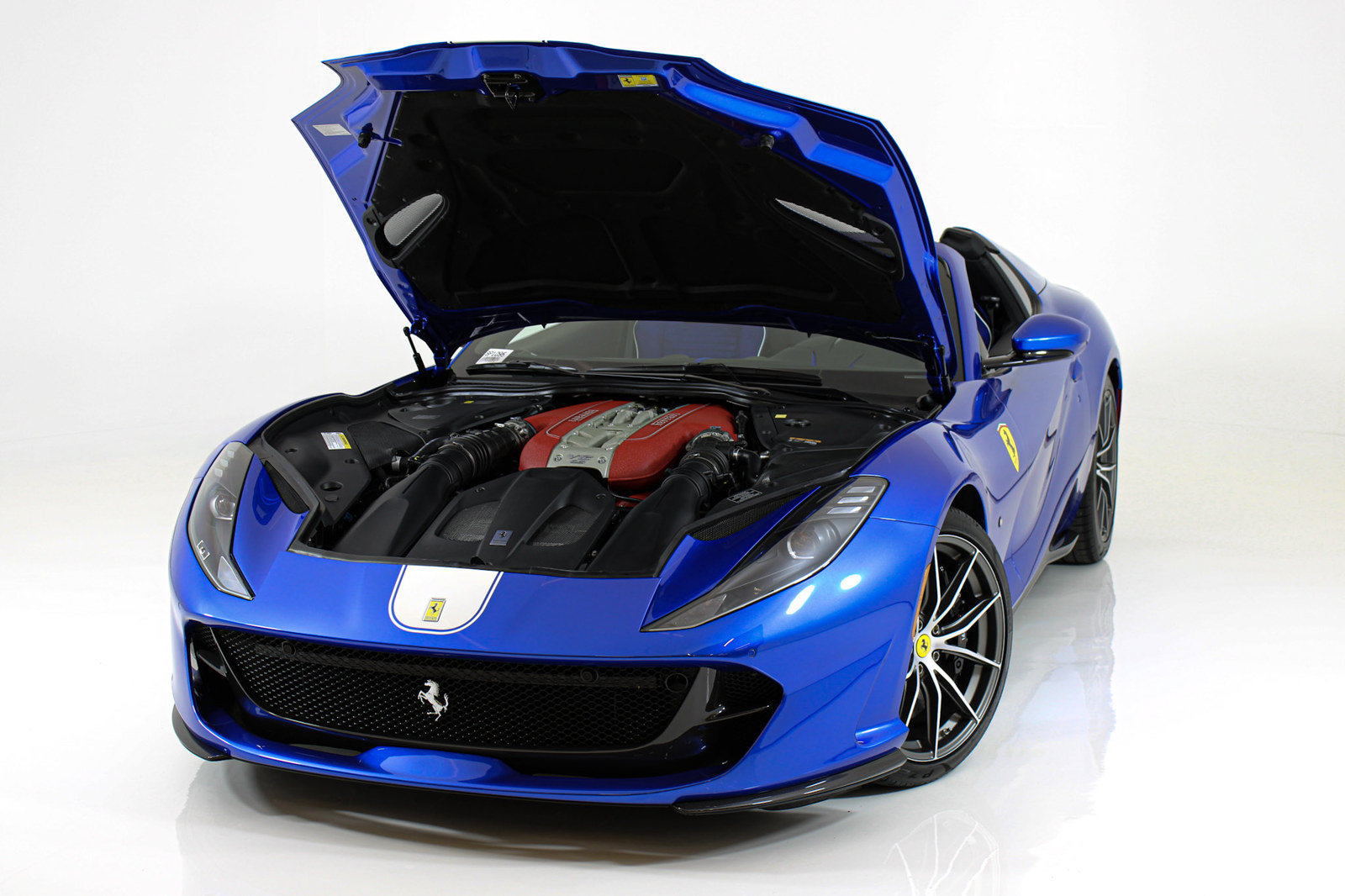 Certified 2022 Ferrari 812 GTS RWD image 96