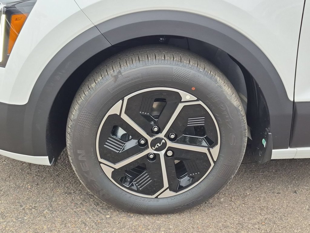 New 2026 Kia Niro EX FWD image 33