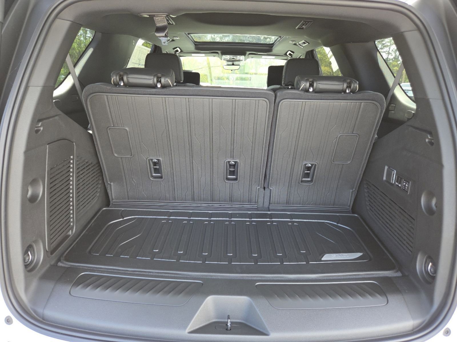 New 2026 GMC Yukon Elevation image 28