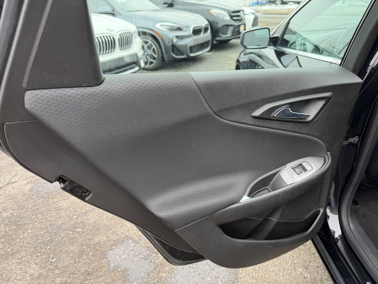 Used 2022 Chevrolet Malibu LT FWD image 12