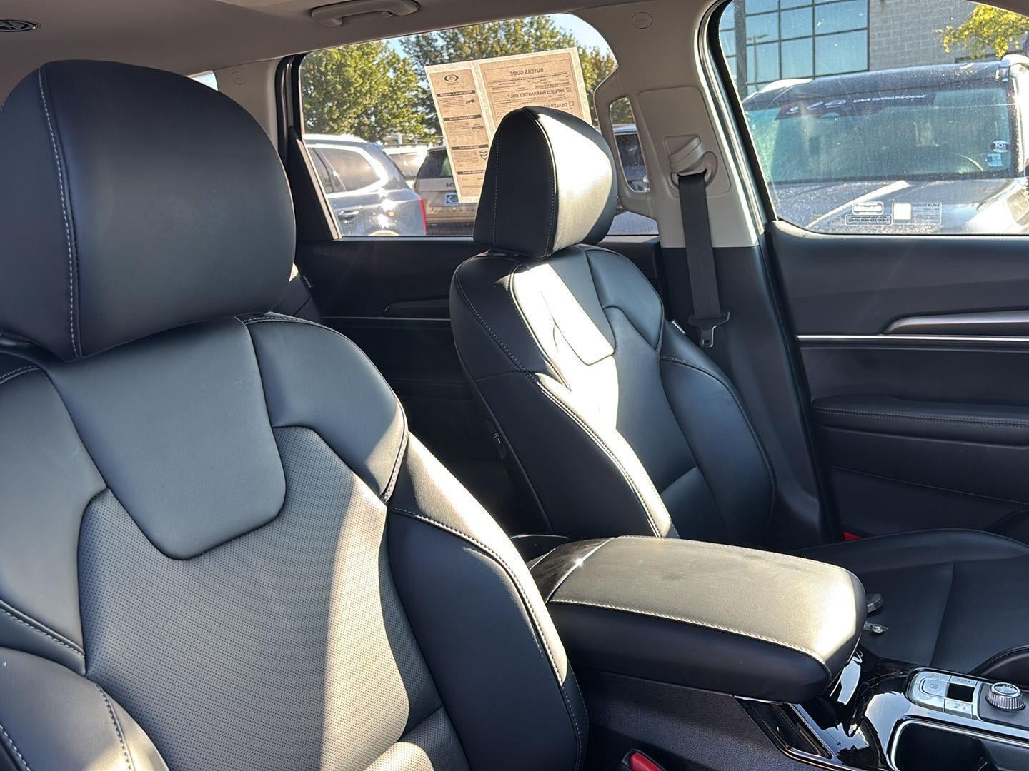 Certified 2025 Kia Telluride S FWD image 28