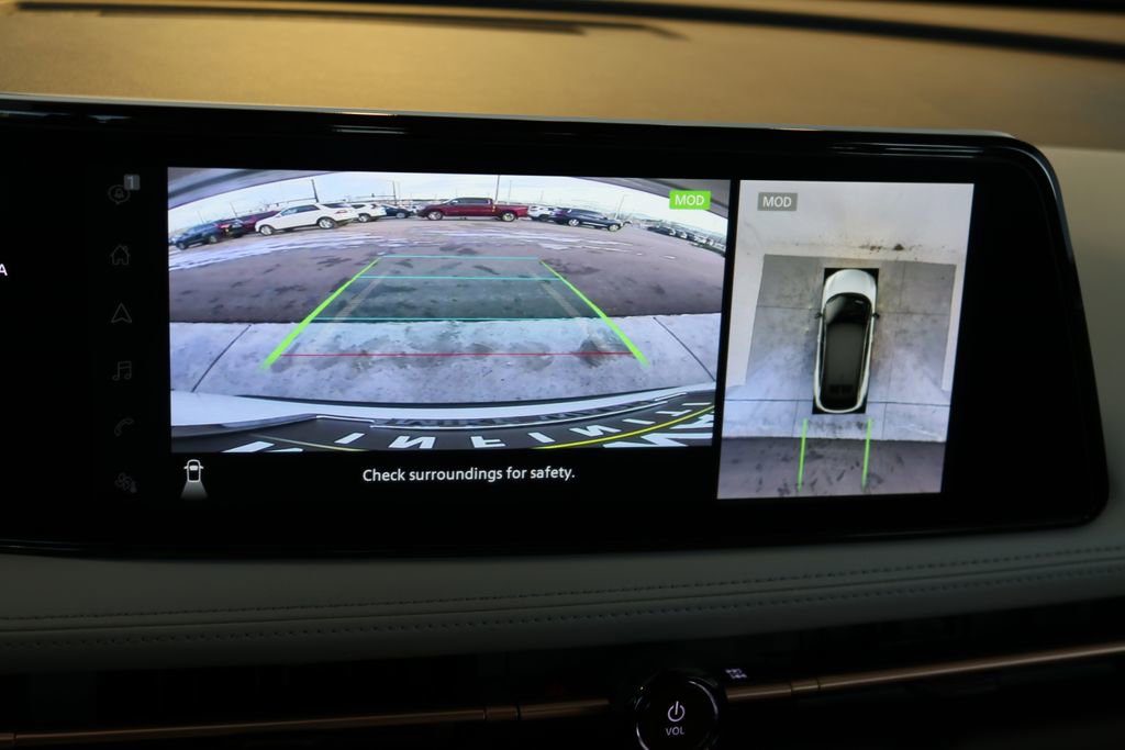 Used 2023 Nissan Ariya AWD image 53