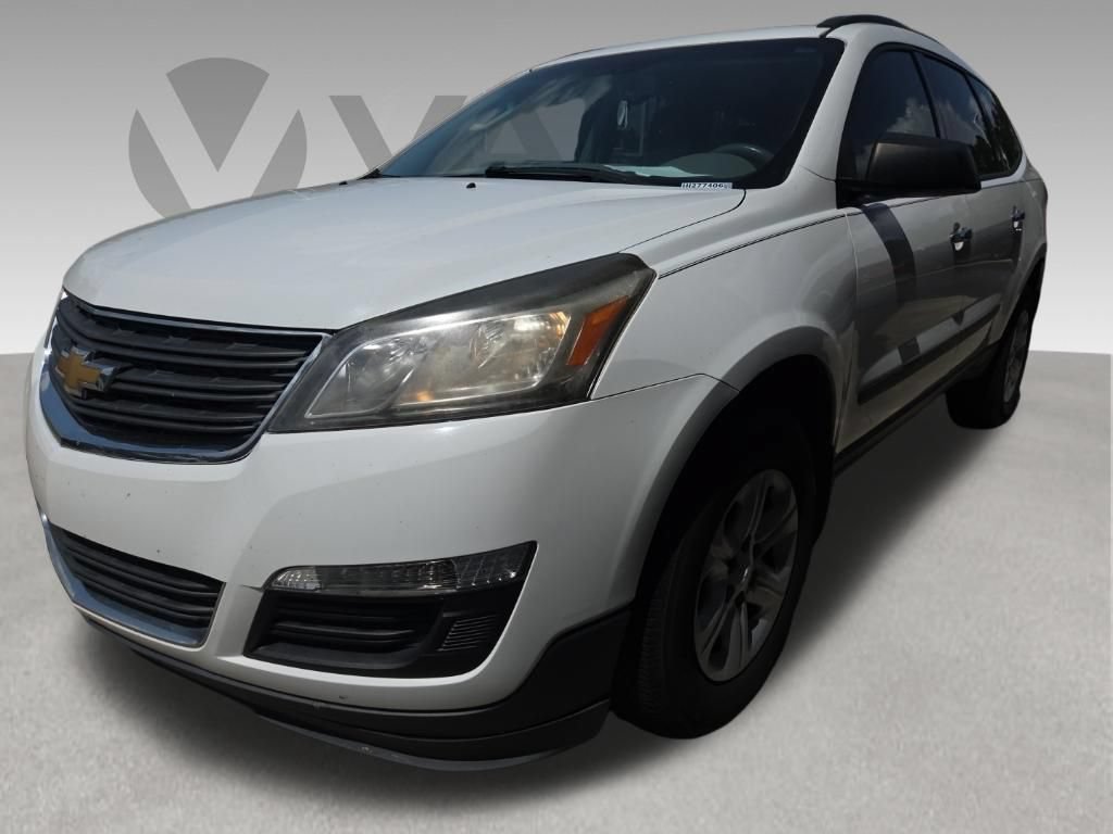 Used 2017 Chevrolet Traverse LS FWD image 1