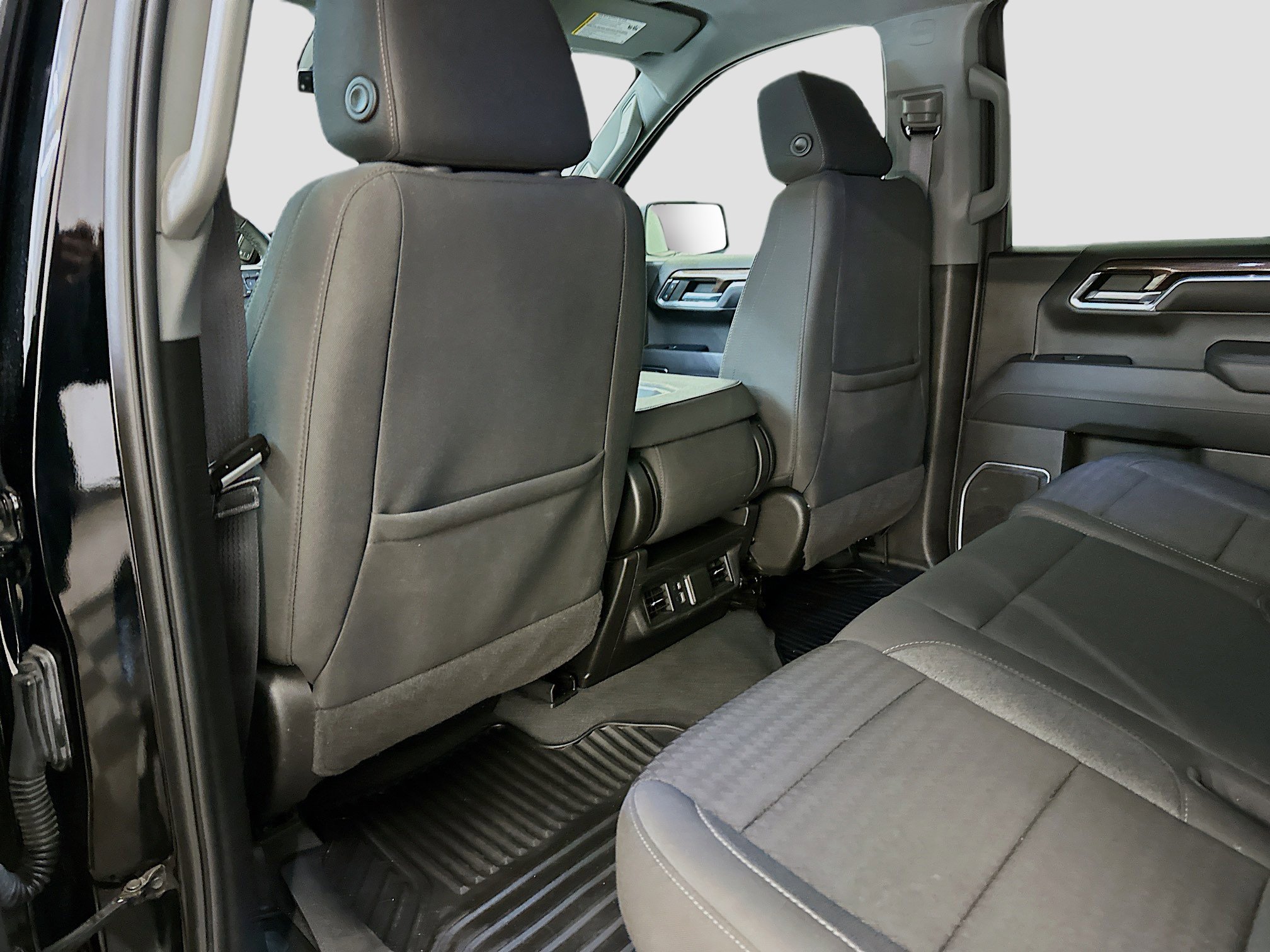 Used 2023 Chevrolet Silverado 1500 LT image 28