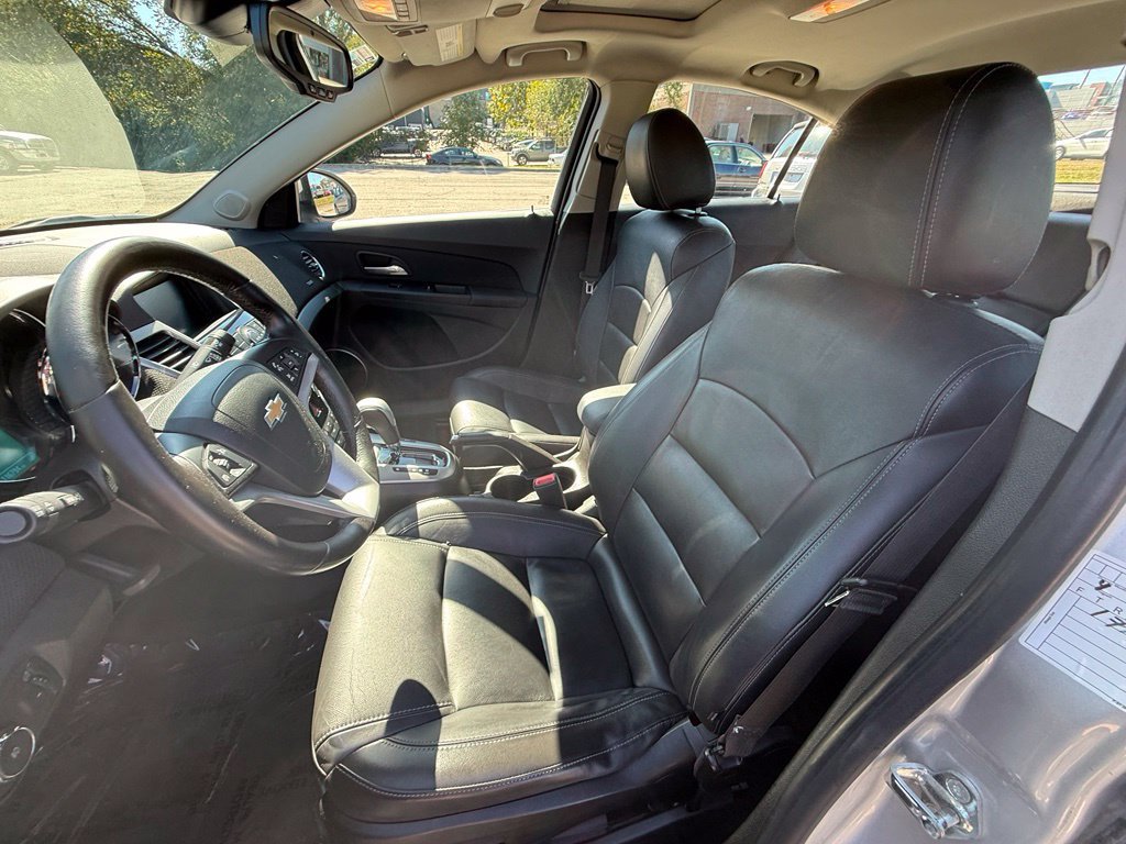 Used 2015 Chevrolet Cruze LTZ w/ Sun, Sound and Sport Package FWD image 11