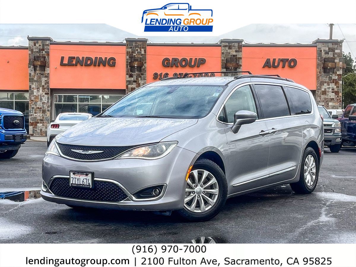 Used 2017 Chrysler Pacifica Touring-L
