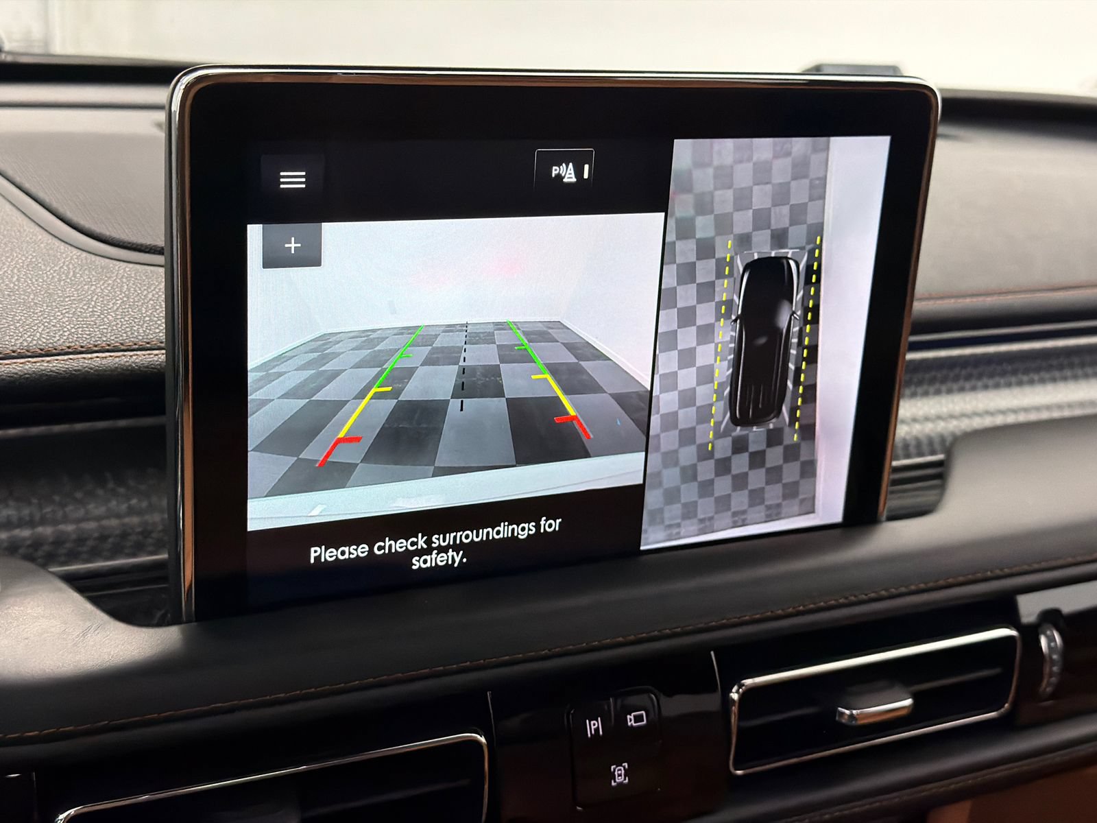 Used 2020 Lincoln Aviator Black Label Grand Touring w/ Class IV Trailer Tow Package AWD/4WD image 32
