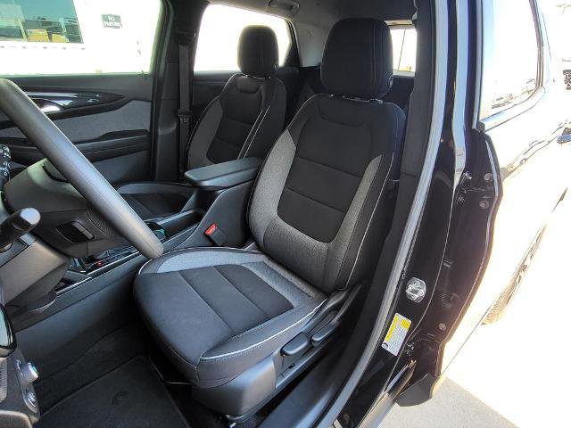 Used 2025 Chevrolet TrailBlazer LT AWD/4WD image 9