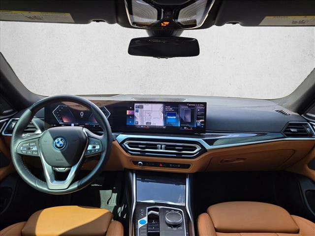 Used 2023 BMW i4 eDrive40 w/ Premium Package image 14