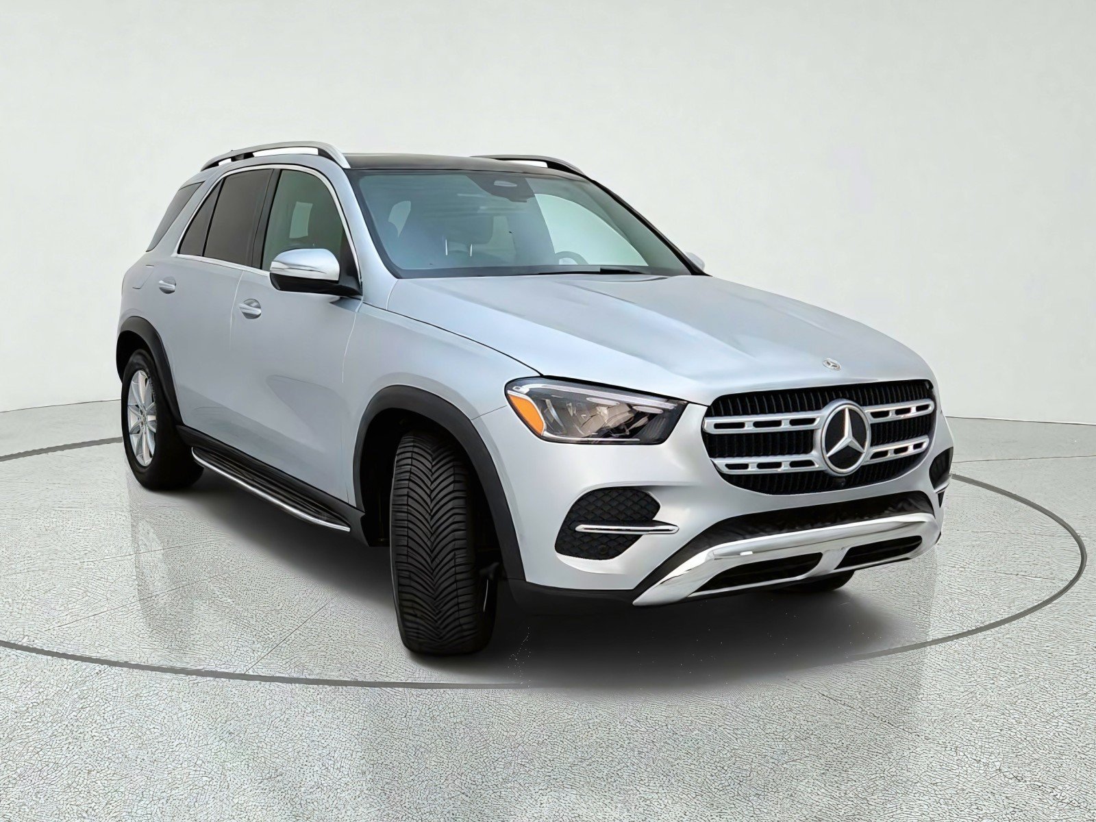 Used 2026 Mercedes-Benz GLE 350 4MATIC image 4