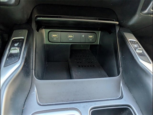 Certified 2023 Kia Sorento EX w/ Panoramic Sunroof Package image 16