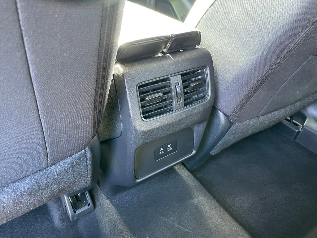 Certified 2023 Nissan Rogue SV image 10