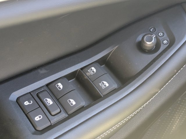 New 2025 Jeep Grand Cherokee L Limited image 21