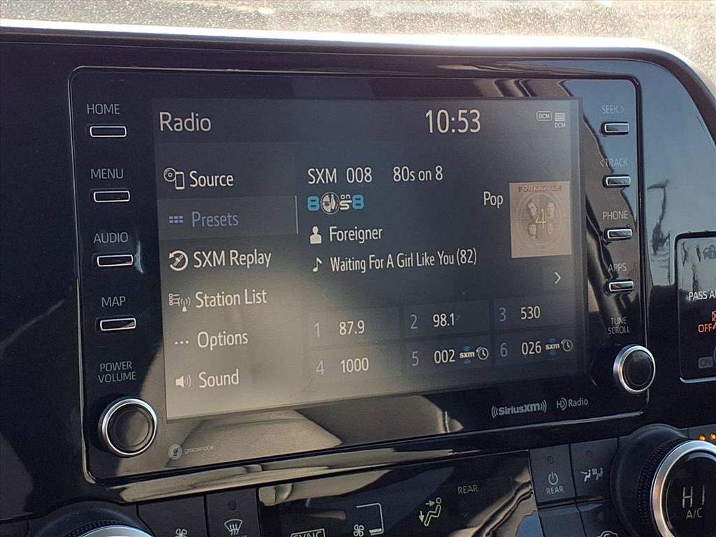 Certified 2021 Toyota Highlander XLE image 8