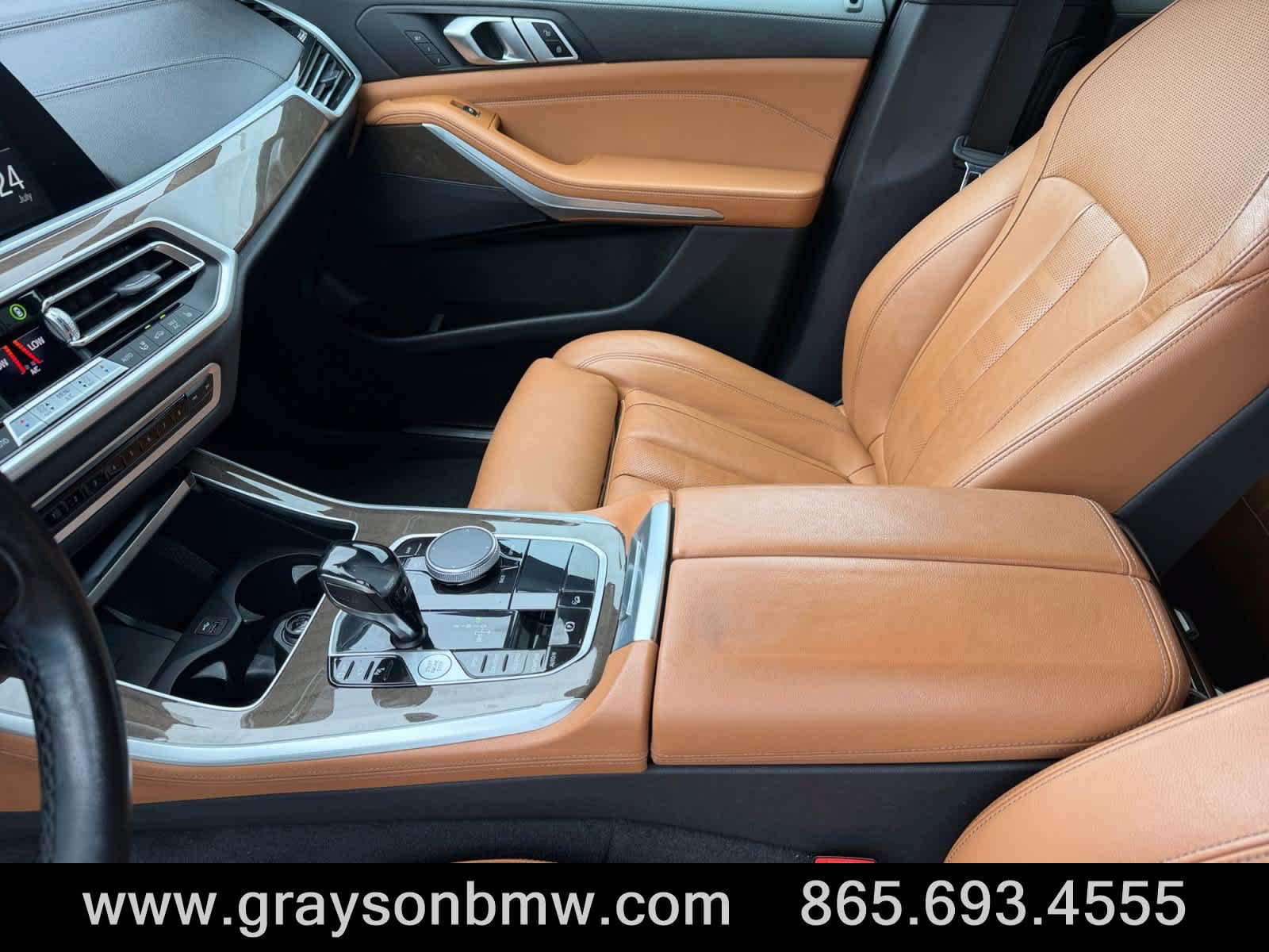 Used 2021 BMW X5 xDrive40i w/ Premium Package 2 AWD/4WD image 12