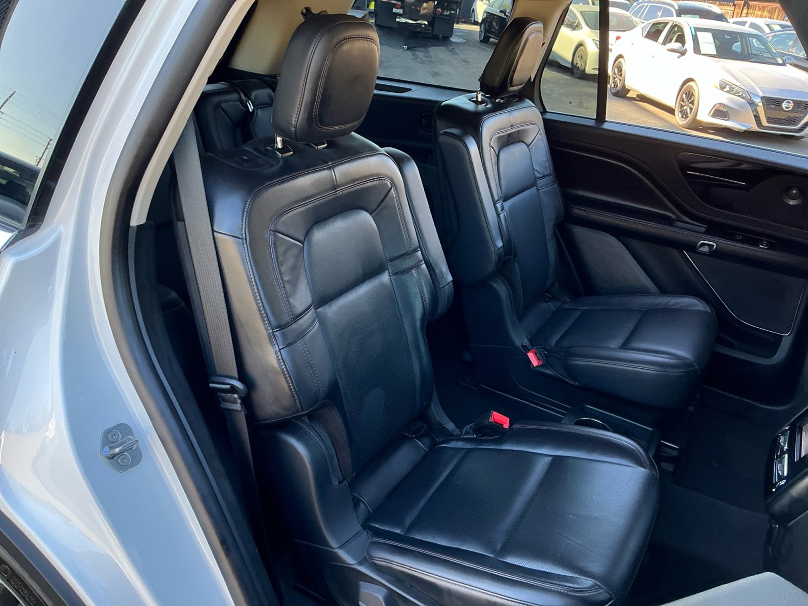 Used 2024 Lincoln Aviator Reserve AWD/4WD image 21