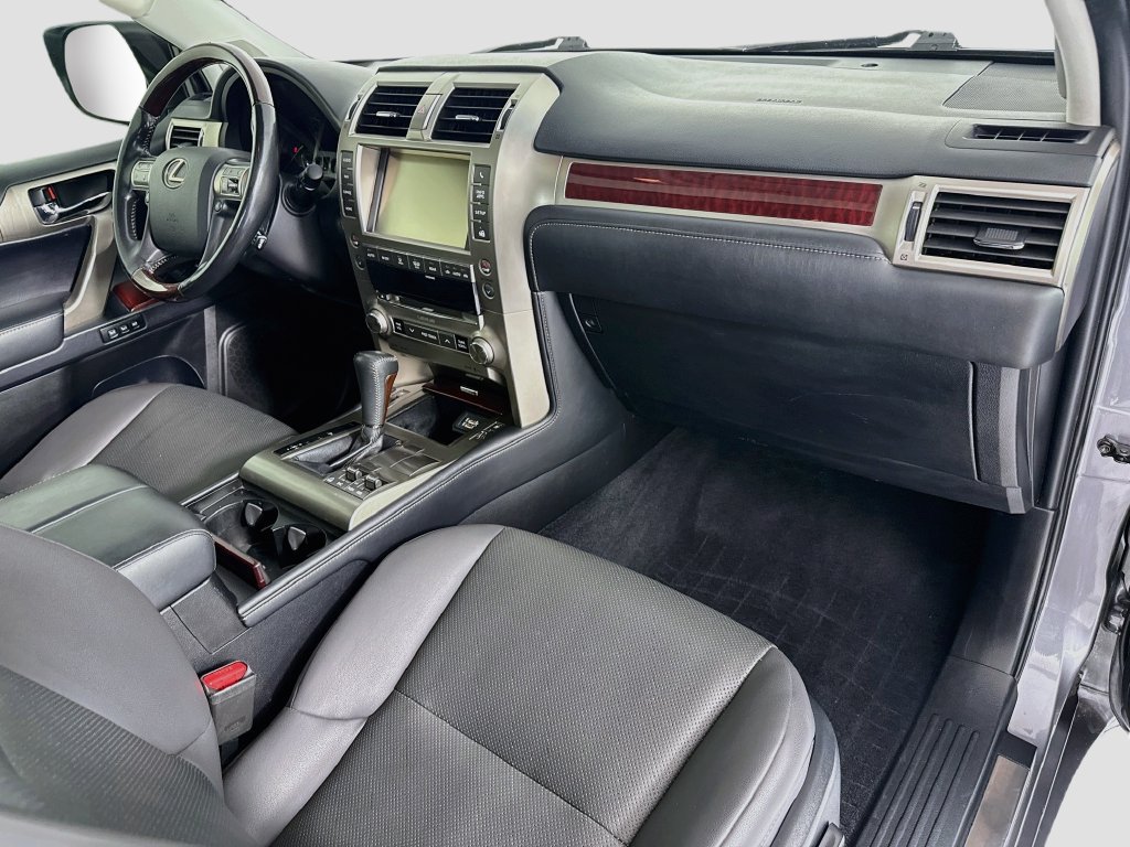 Used 2019 Lexus GX 460 Premium AWD/4WD image 17