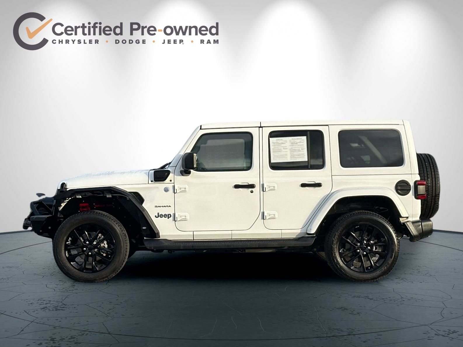 Used 2021 Jeep Wrangler Unlimited Sahara w/ Cold Weather Group image 7