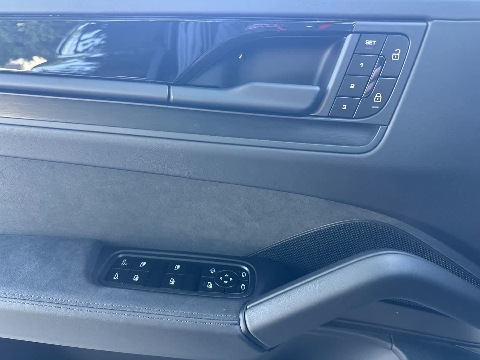 New 2026 Porsche Cayenne GTS AWD/4WD image 12