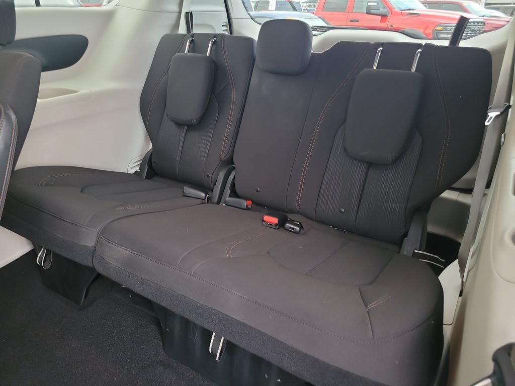 Certified 2017 Chrysler Pacifica Touring Plus w/ Security Group FWD image 14