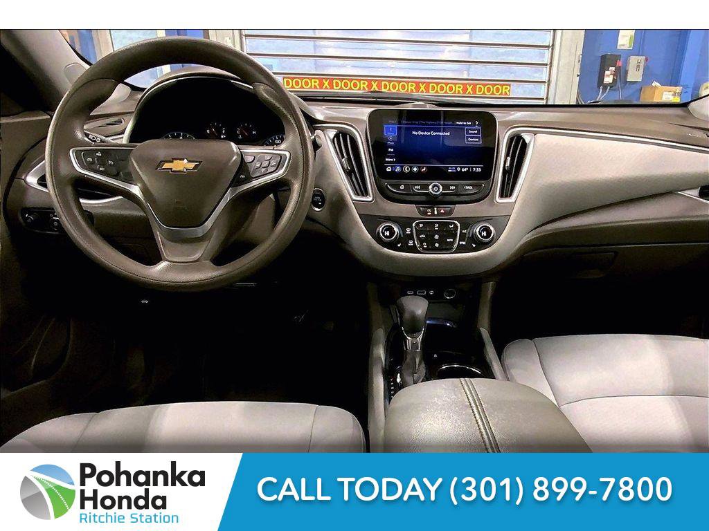 Used 2022 Chevrolet Malibu LT image 16