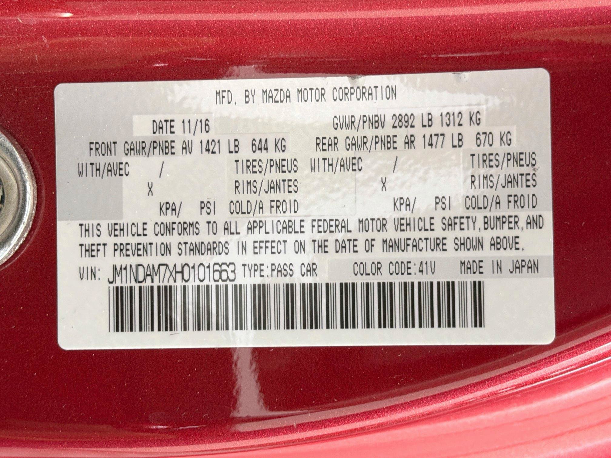 Used 2017 MAZDA MX-5 Miata RF Grand Touring RWD image 12