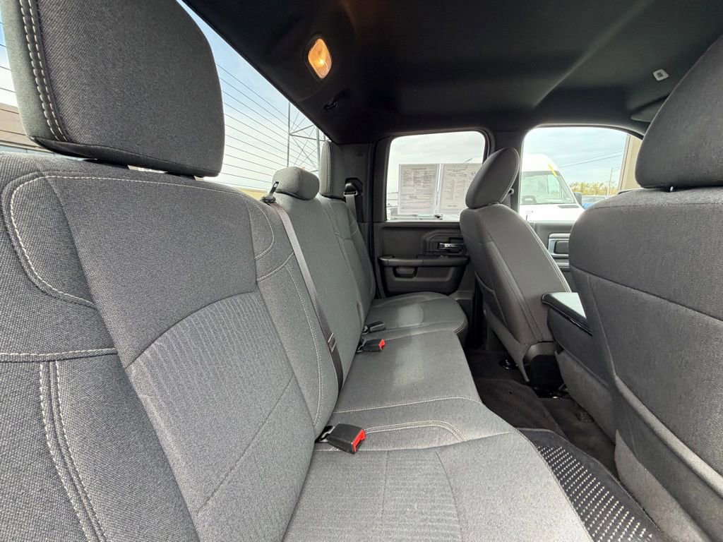 Used 2022 RAM 1500 Classic Warlock w/ Electronics Group AWD/4WD image 28