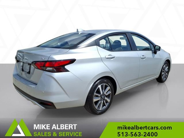 Used 2023 Nissan Versa SV image 7