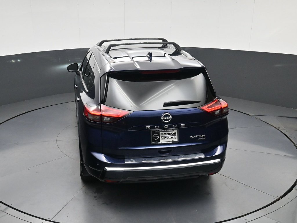 Certified 2026 Nissan Rogue Platinum w/ Platinum Premium Package AWD/4WD image 32
