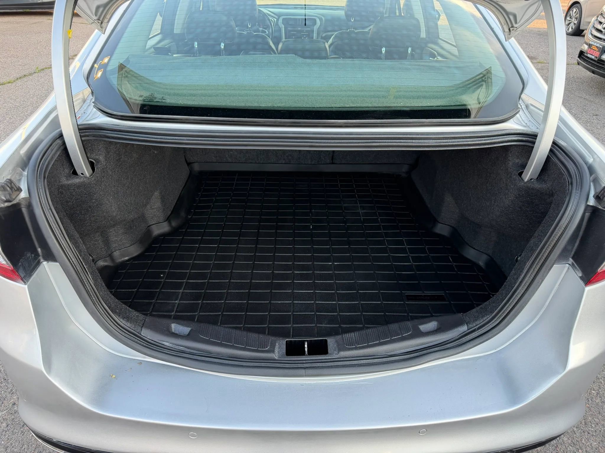 Used 2014 Ford Fusion SE w/ Equipment Group 202A image 43