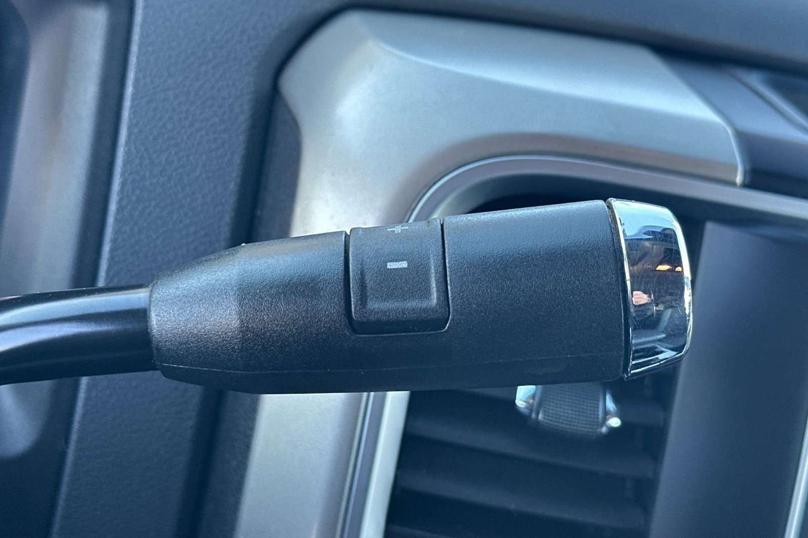 Used 2015 RAM 3500 Big Horn image 26