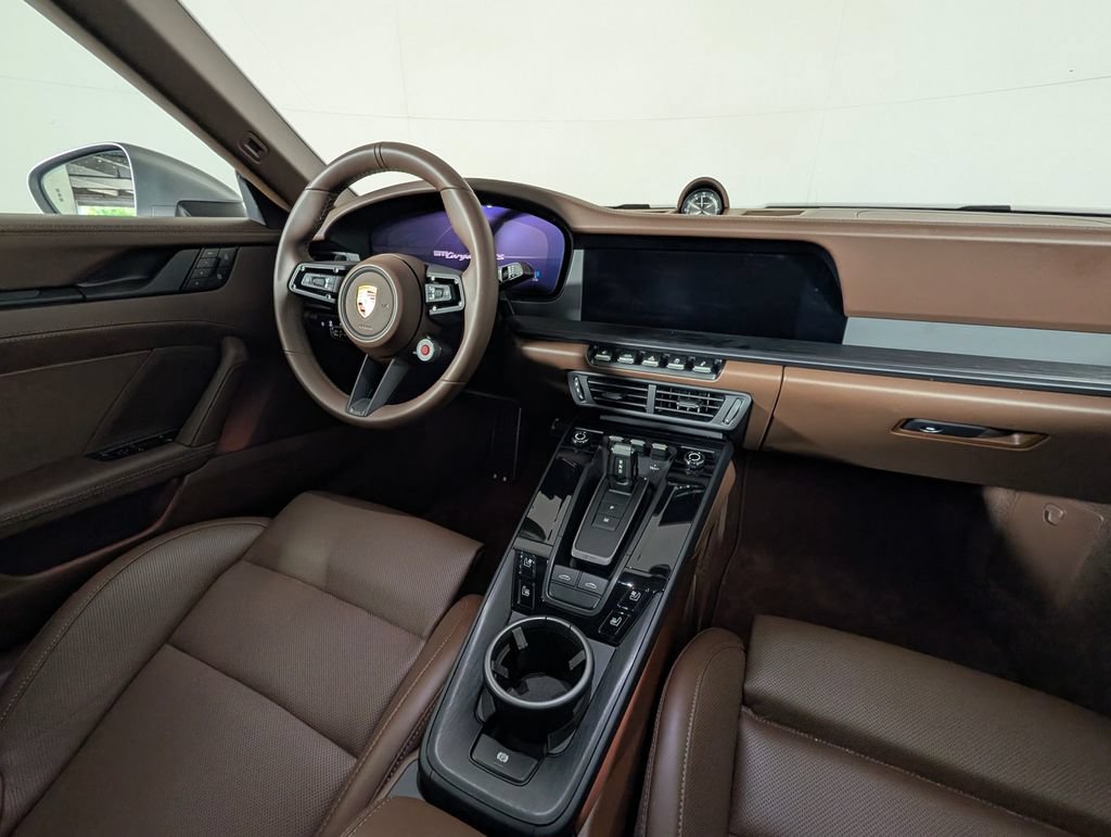 Certified 2026 Porsche 911 Targa 4 GTS AWD/4WD image 20