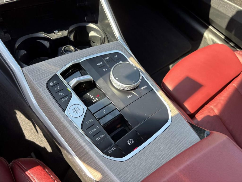 Certified 2025 BMW 330i xDrive Sedan image 25