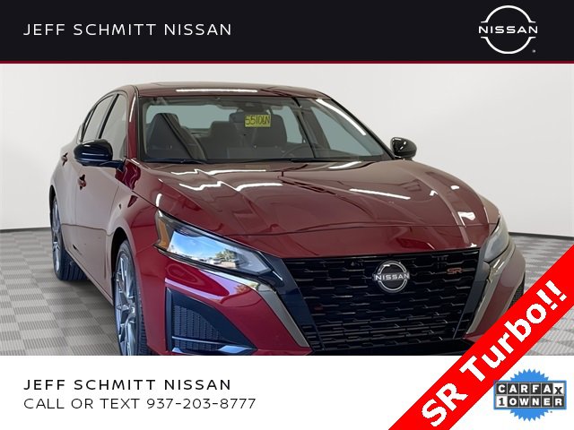 Certified 2024 Nissan Altima 2.0 SR image 1