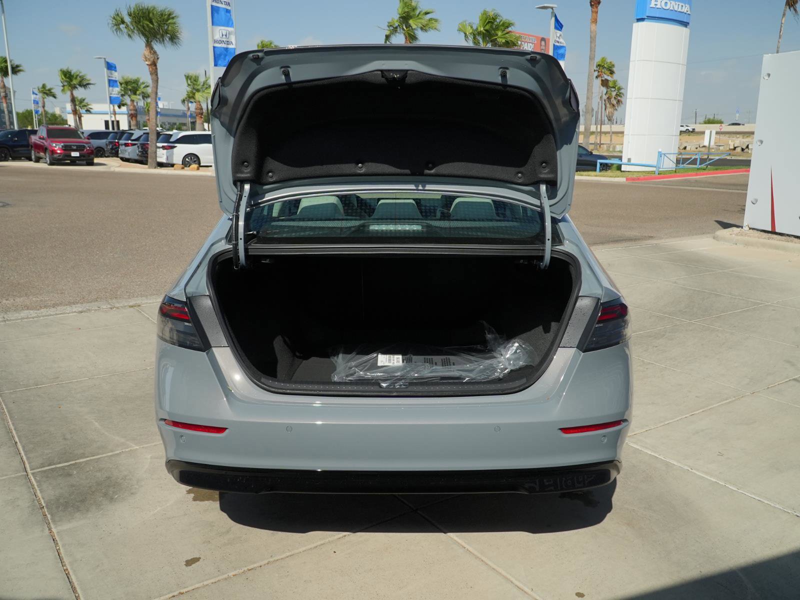 New 2026 Honda Accord EX-L image 7