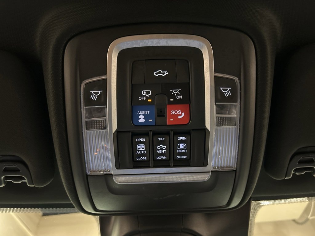 Used 2019 RAM 2500 Limited image 26