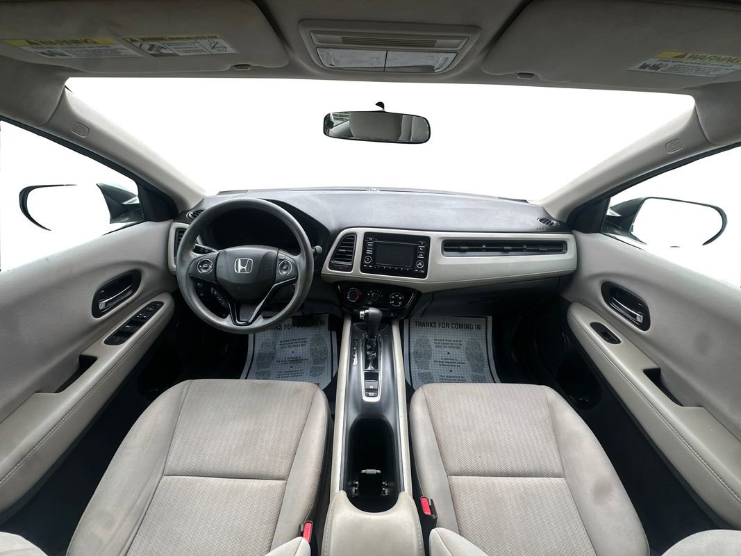 Used 2017 Honda HR-V LX image 21