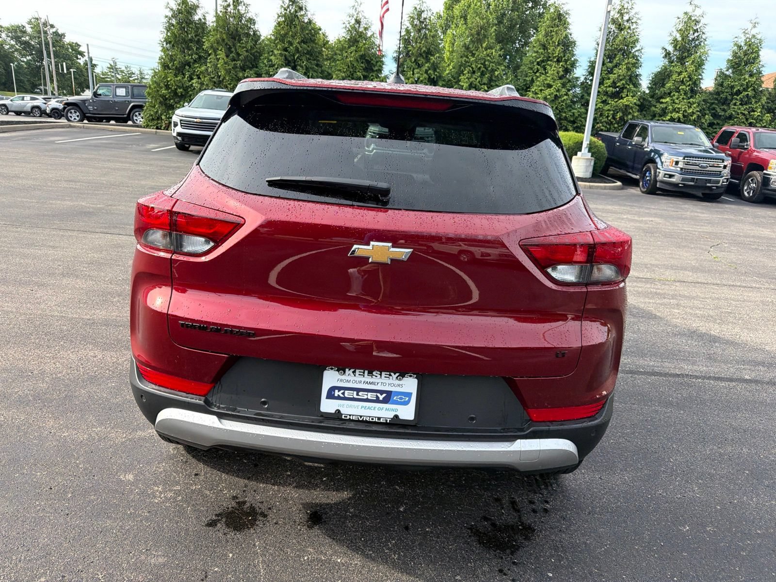Used 2024 Chevrolet TrailBlazer LT w/ LT Cold Weather Package FWD image 4