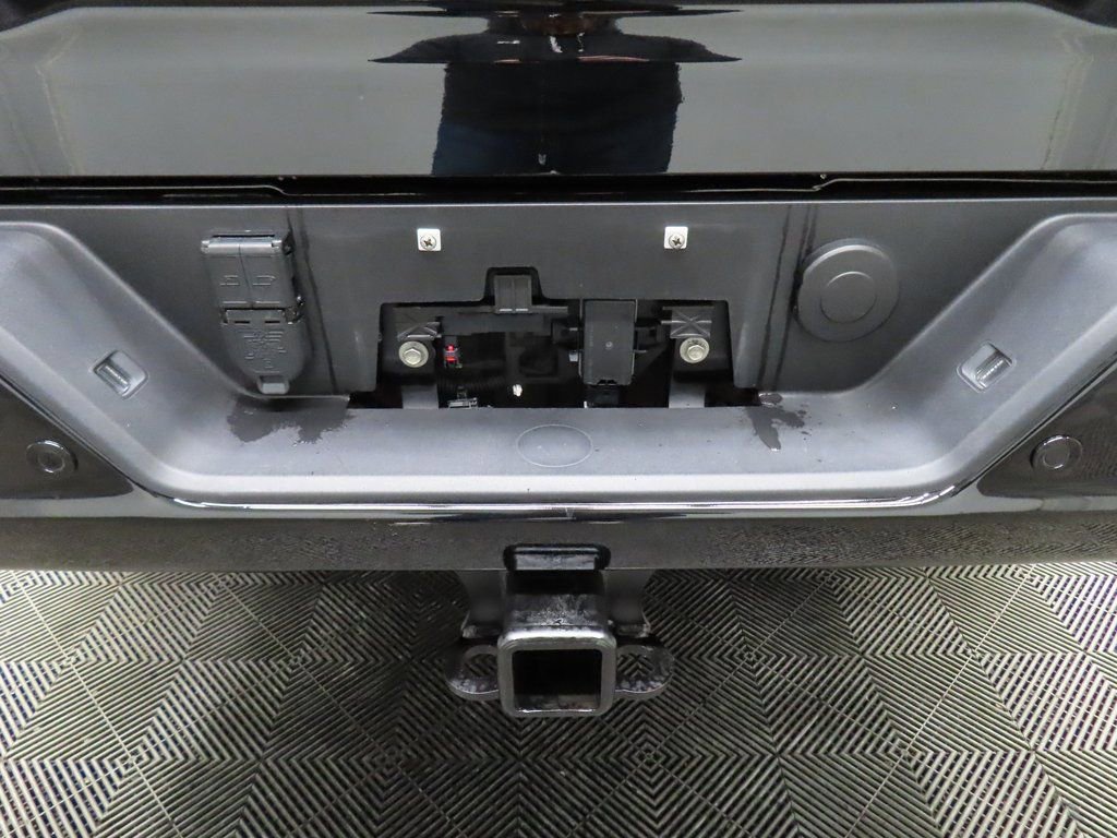 Used 2024 Chevrolet Silverado 2500 ZR2 w/ Technology Package image 49