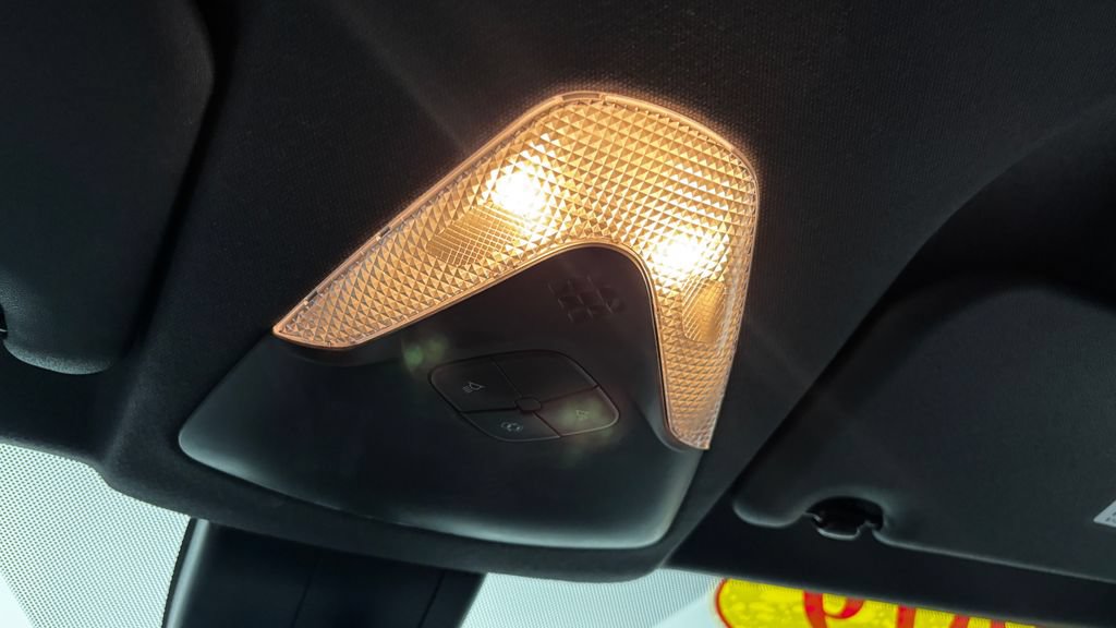 Used 2019 Toyota C-HR LE FWD image 24