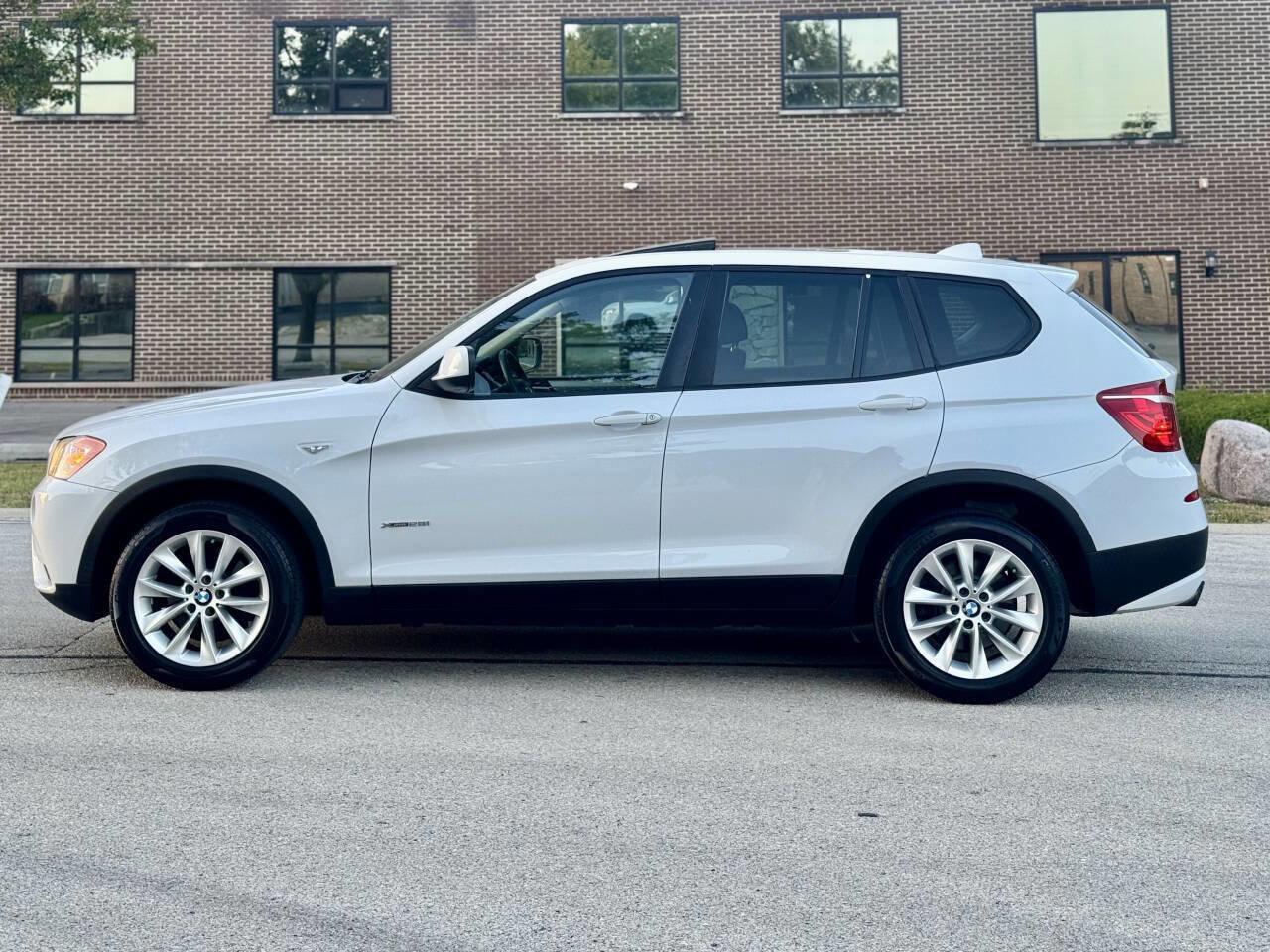Used 2013 BMW X3 xDrive28i image 4