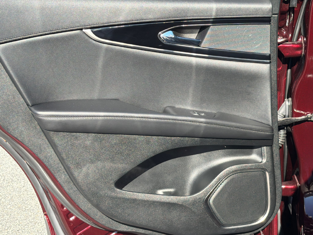 Used 2023 Lincoln Nautilus AWD w/ Premium Package image 22