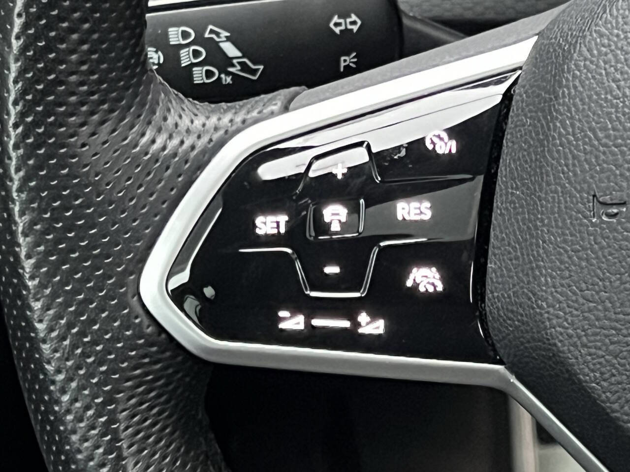 Used 2023 Volkswagen GTI SE image 26