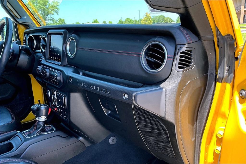 Used 2020 Jeep Wrangler Unlimited Rubicon w/ Quick Order Package 28Y Recon AWD/4WD image 15