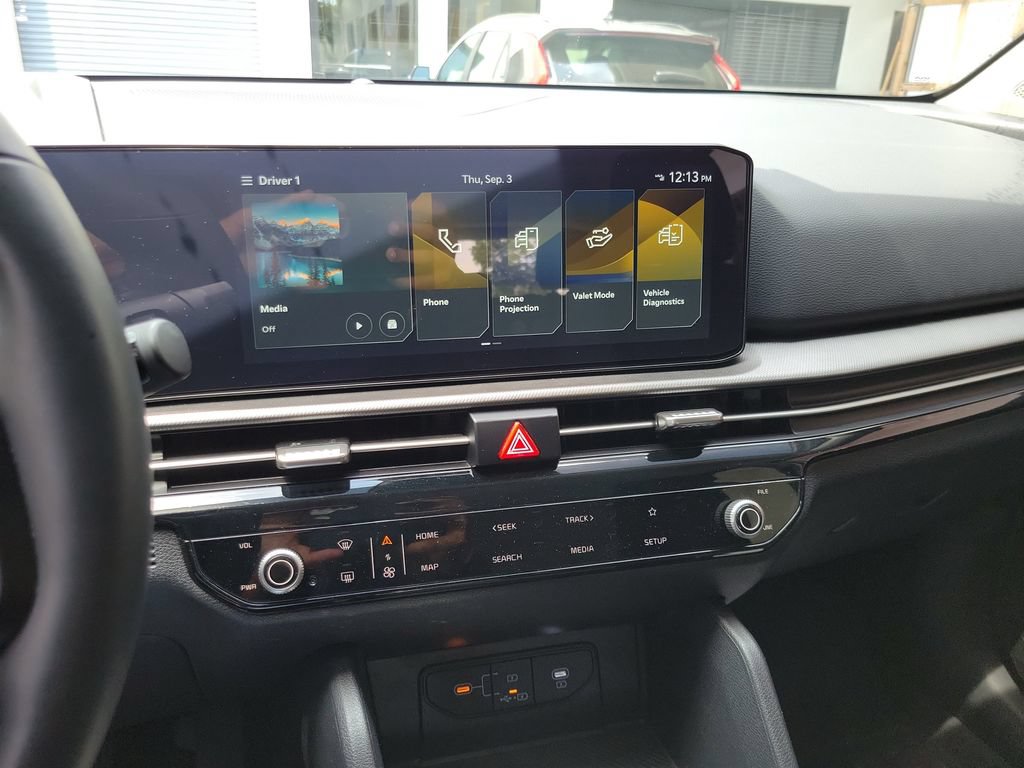 Certified 2026 Kia Sportage LX FWD image 21